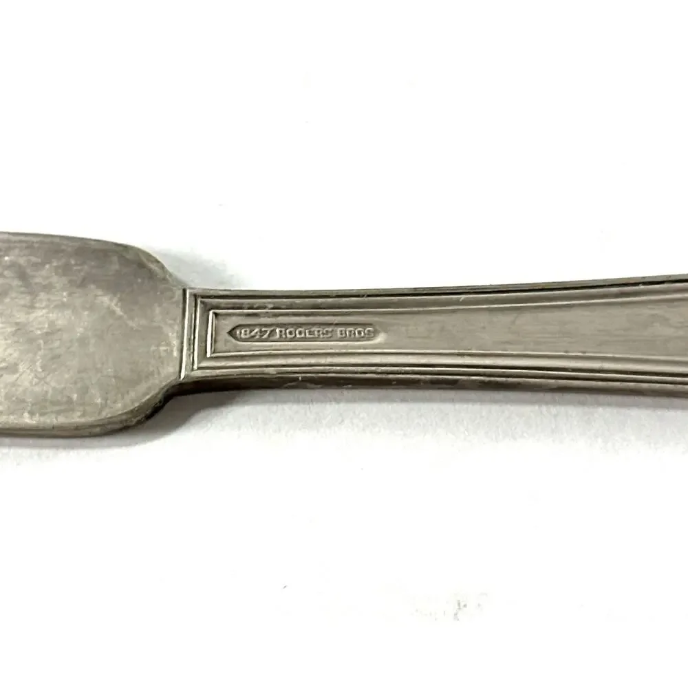 1847 Rogers Bros Silverplate Flatware Lot 32 Pc Monogram C Forks Spoons Knives